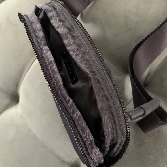 Lululemon Everywhere Belt Bag OG Rare Moonwalk Belt Bag - Picture 5 of 12
